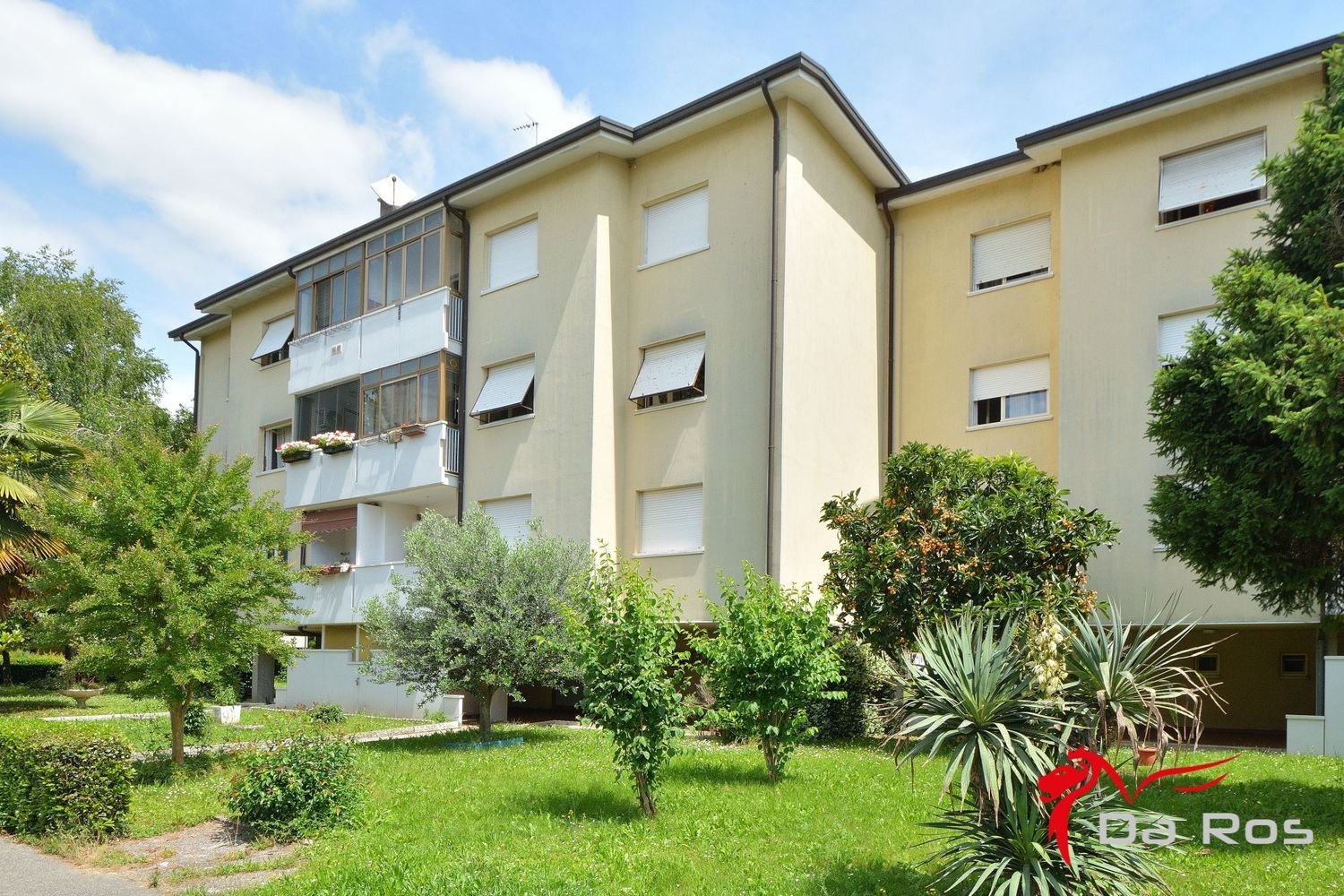 5 bedrooms Apartment in Pordenone, Italy No. 331284