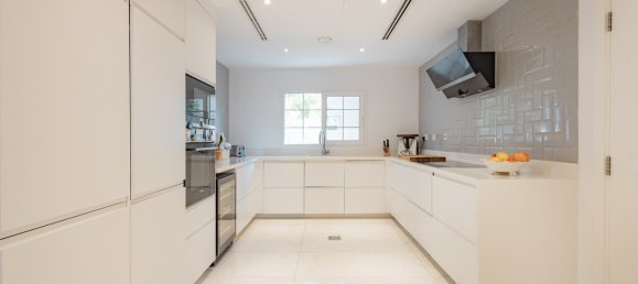 Villa de 3 dormitorios en The Lakes, UAE No. 120748 15