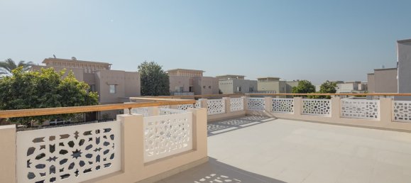Villa de 3 dormitorios en The Lakes, UAE No. 120748 3