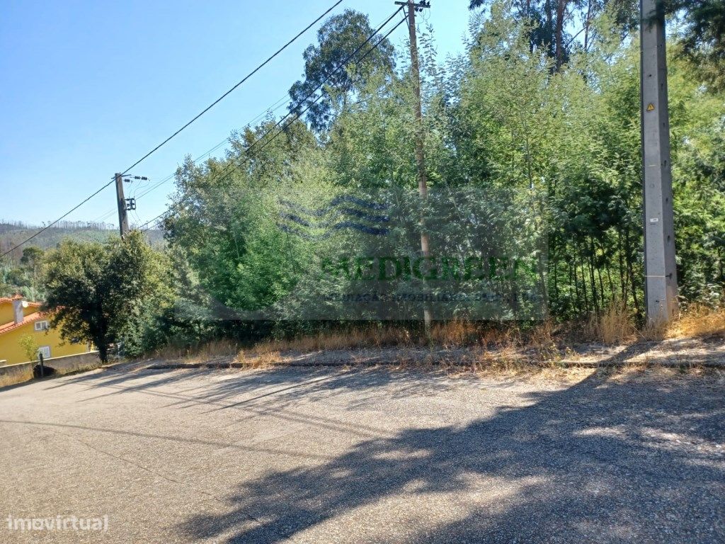  قطعة أرض في Sever do Vouga, Portugal 815متر مربع رقم 260657