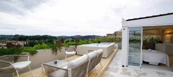 Квартира с 3 спальнями в Флоренция, Италия № 109306 20