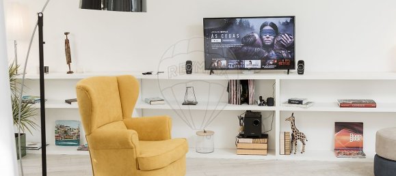 3 bedrooms House in Porto, Portugal No. 24220 5