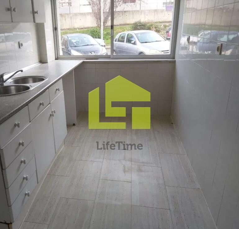 3 bedrooms Apartment in Loures, Portugal No. 94680