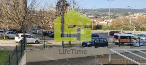 3 bedrooms Apartment in Loures, Portugal No. 94680 9