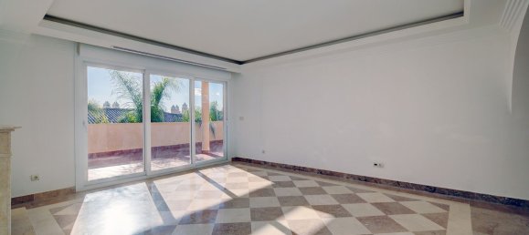 3 bedrooms Apartment in Marbella, Spain No. 31209 10