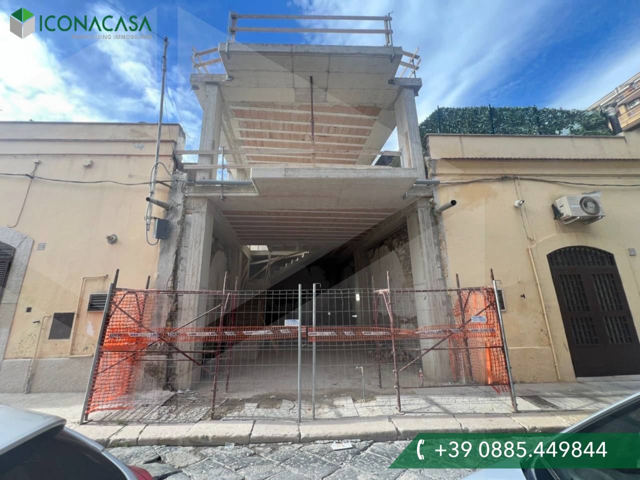 Дом с 4 комнатами в Чериньола, Италия № 20246