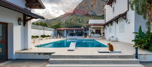 5 Schlafzimmer Villa in Cinisi, Italy, Nr. 102983 12