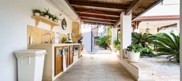 5 Schlafzimmer Villa in Cinisi, Italy, Nr. 102983 20