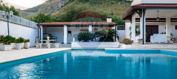 5 Schlafzimmer Villa in Cinisi, Italy, Nr. 102983 27