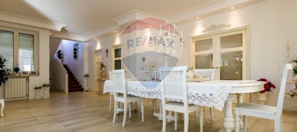 5 Schlafzimmer Villa in Cinisi, Italy, Nr. 102983 4