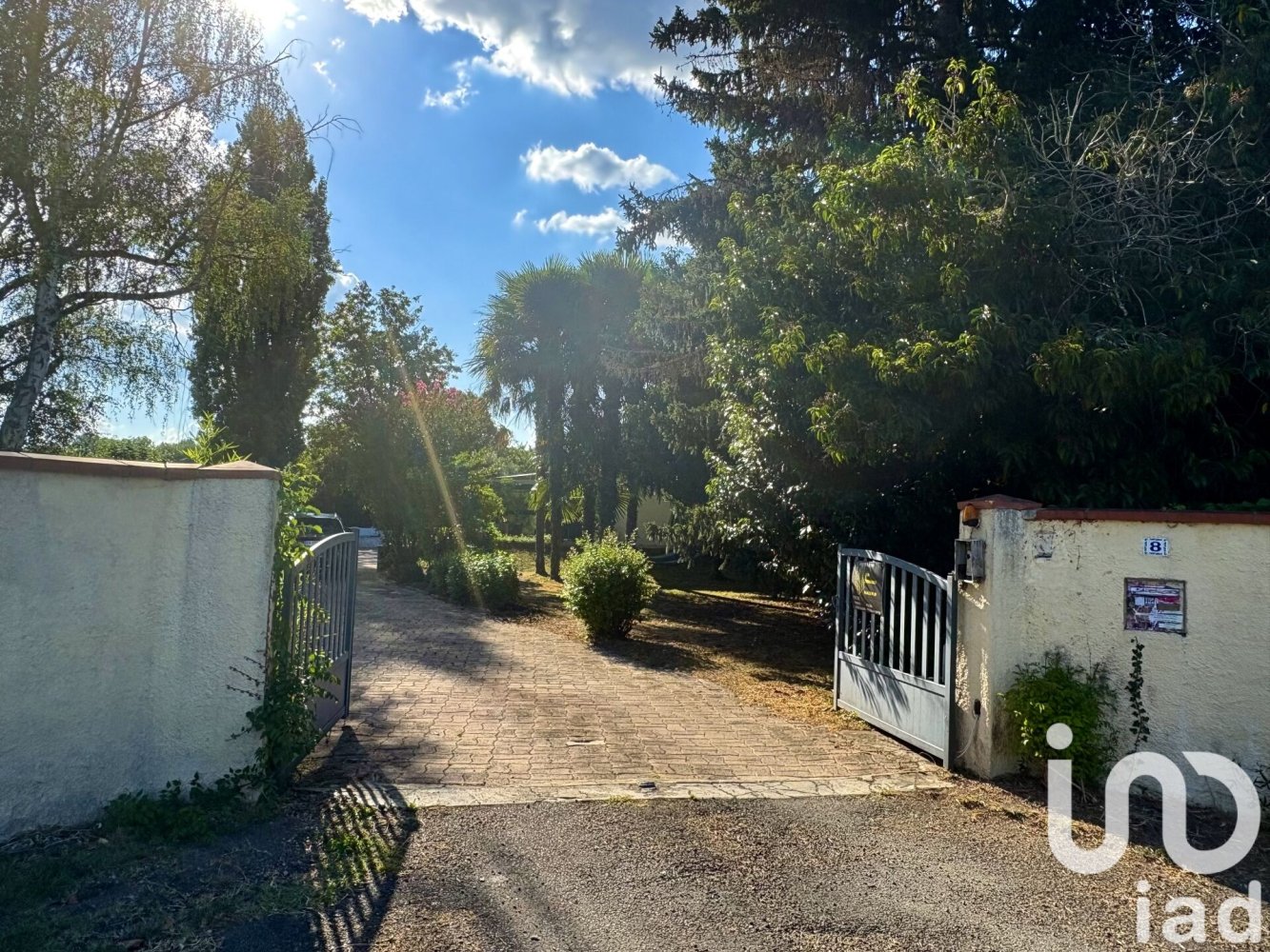 5 bedrooms House in Occitanie, France No. 295713