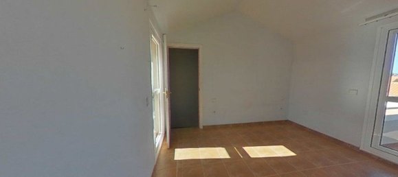 Casa de 3 dormitorios en La Oliva, Spain No. 70146 11