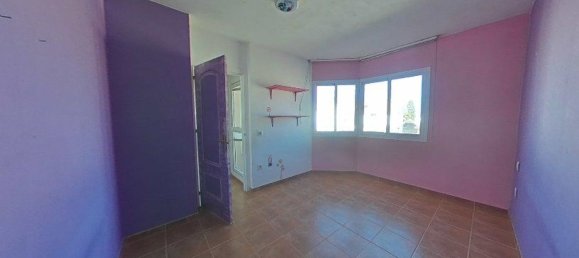 Casa de 3 dormitorios en La Oliva, Spain No. 70146 7