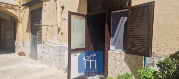 2 bedrooms Apartment in Naples, Italy No. 340018 18