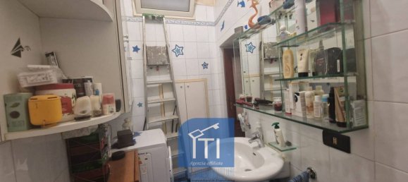 2 bedrooms Apartment in Naples, Italy No. 340018 2