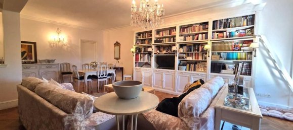 8 bedrooms Apartment in Prato, Italy No. 359868 4