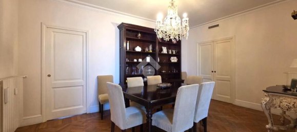 8 bedrooms Apartment in Prato, Italy No. 359868 11