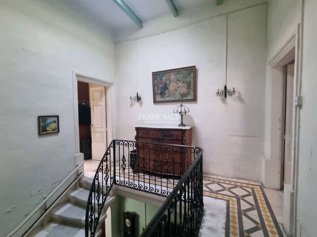3 Schlafzimmer Stadthaus in Sliema, Malta, Nr. 1381