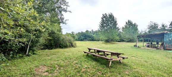  Land in Yonne, France No. 283567 2