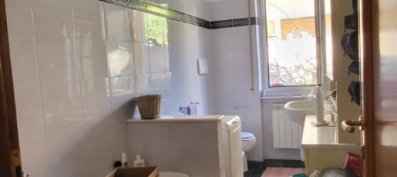3 Schlafzimmer Wohnung in Genoa, Italy, Nr. 376401 29