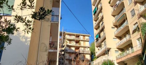 3 Schlafzimmer Wohnung in Genoa, Italy, Nr. 376401 47