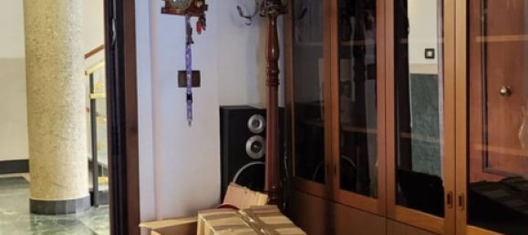 3 Schlafzimmer Wohnung in Genoa, Italy, Nr. 376401 43