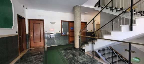 3 Schlafzimmer Wohnung in Genoa, Italy, Nr. 376401 6