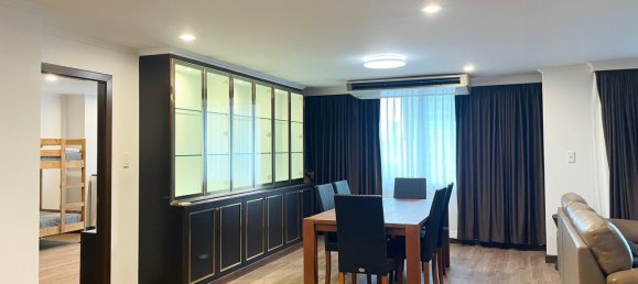 3 bedrooms Condo in Bangkok, Thailand No. 6648 6