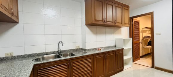 3 bedrooms Condo in Bangkok, Thailand No. 6648 14