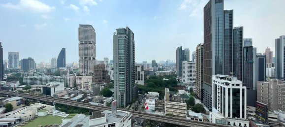 3 bedrooms Condo in Bangkok, Thailand No. 6648 2