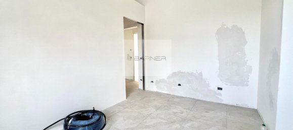 6 bedrooms Villa in Camaiore, Italy No. 369845 21