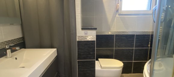 Apartamento de 2 dormitorios en Florange, France No. 52522 14