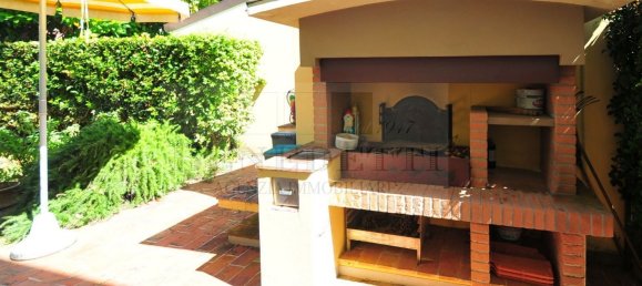 10 bedrooms Villa in Pietrasanta, Italy No. 333188 6