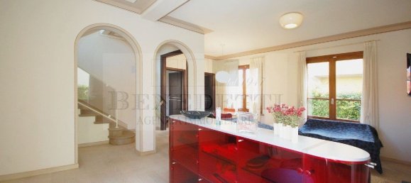 10 bedrooms Villa in Pietrasanta, Italy No. 333188 8