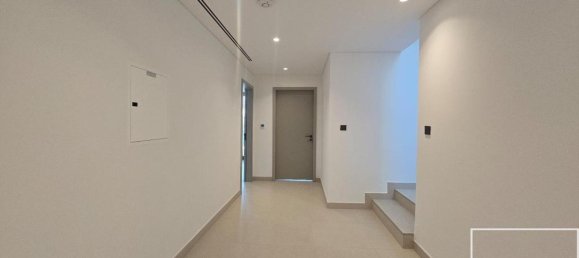 Таунхаус с 4 спальнями в Tilal Al Ghaf, ОАЭ № 112374 5