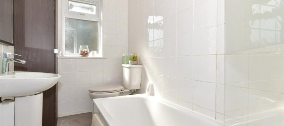 2 bedrooms House in Essex, United Kingdom No. 3983 17