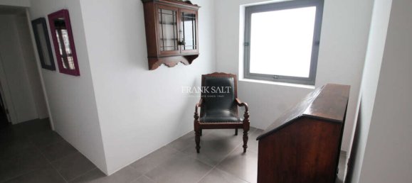 3 bedrooms Apartment in Swieqi, Malta No. 7059 18