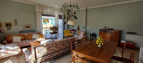 5 rooms Penthouse in Rapallo, Italy No. 288197 3