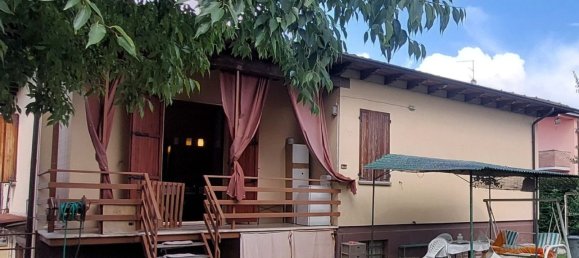 4 غرف نوم فيلا في Fiorenzuola d'Arda, Italy رقم 358380 2