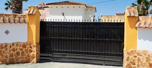 Casa de 3 dormitorios en Catral, Spain No. 185175 4