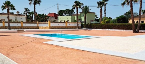 Casa de 3 dormitorios en Catral, Spain No. 185175 2