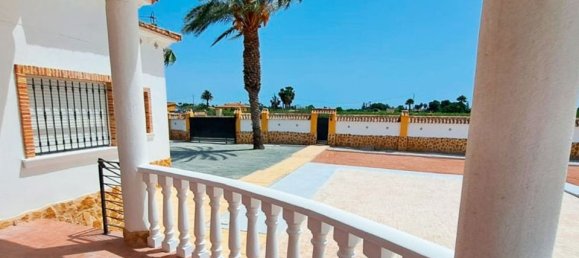 Casa de 3 dormitorios en Catral, Spain No. 185175 14