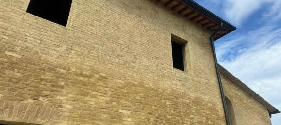 7 rooms House in Siena, Italy No. 131151 3