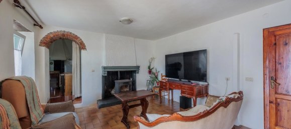 8 bedrooms House in Marliana, Italy No. 296944 40