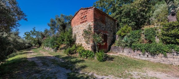 8 bedrooms House in Marliana, Italy No. 296944 38