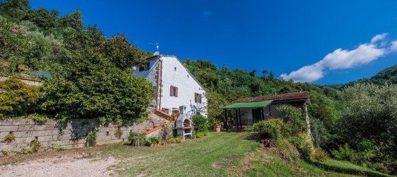 8 bedrooms House in Marliana, Italy No. 296944 13