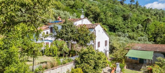 8 bedrooms House in Marliana, Italy No. 296944 8