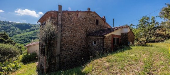 8 bedrooms House in Marliana, Italy No. 296944 30