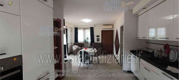 5 rooms House in Albano Laziale, Italy No. 95737 54