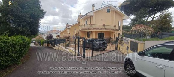 5 rooms House in Albano Laziale, Italy No. 95737 16